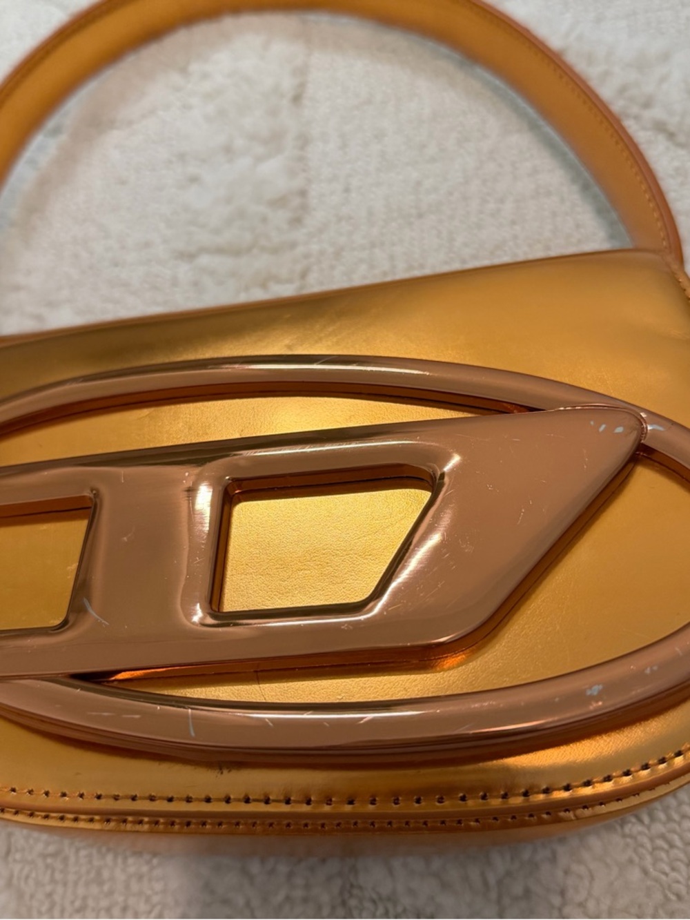 Diesel Metallic 1DR-Iconic Shoulder Bag in Copper Orange - Picture 7 of 9